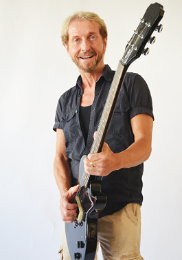 Martin Achtilek - E-Gitarre