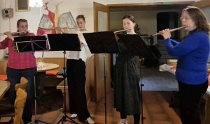 Querflöten- Quartett umrahmt Winterfeier der SPD